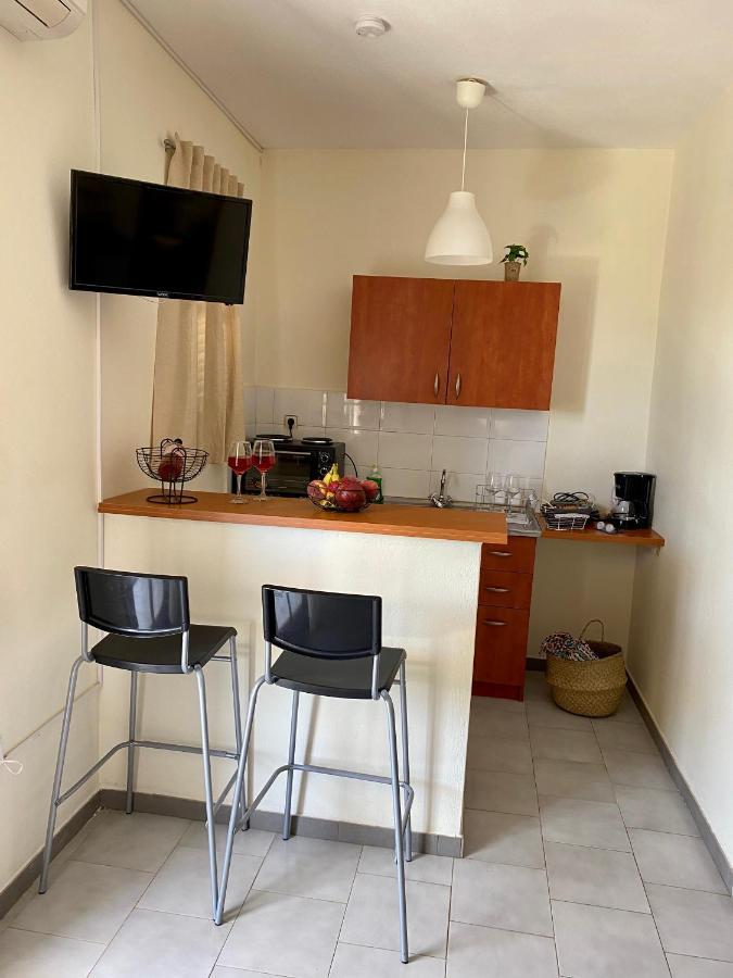Lemon Tree Apartments A D Argostolion Exterior foto
