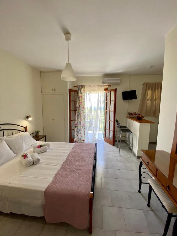 Lemon Tree Apartments A D Argostolion Exterior foto